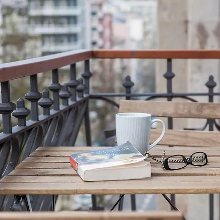 Exclusive 1 Bedroom Flat In The Heart Of Apartament