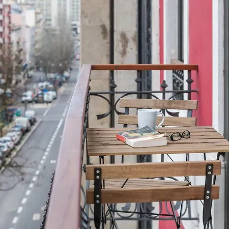 Exclusive 1 Bedroom Flat In The Heart Of